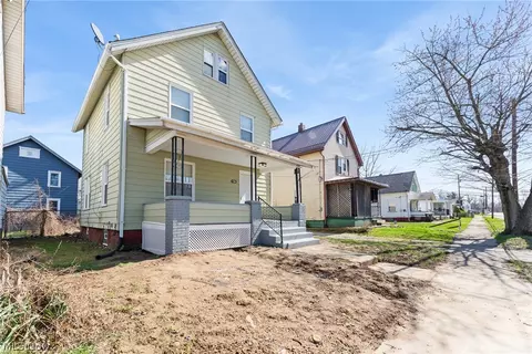 1136 Smith Ave SW, Canton, OH 44706