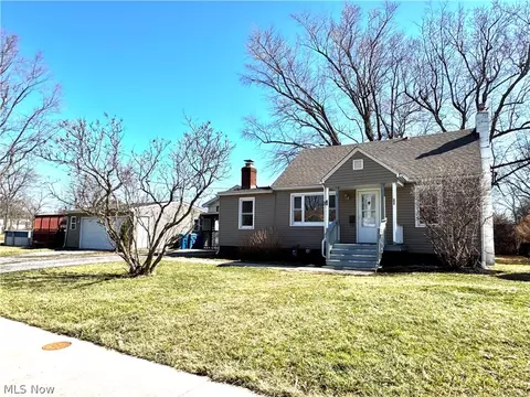 1088 Skinner Ave, Painesville, OH 44077