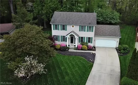 1226 Fanwood Ct, Painesville, OH 44077