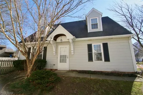 6694 Connecticut Colony Cir #47, Mentor, OH 44060