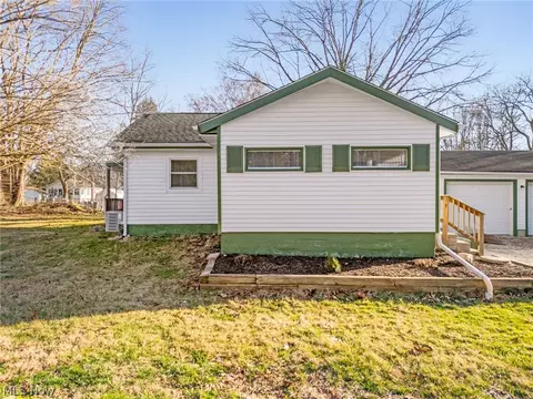 368 Jarvis Rd, Akron, OH 44319 photo 28