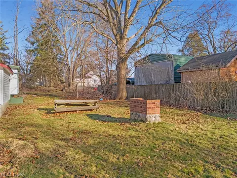 368 Jarvis Rd, Akron, OH 44319 photo 27