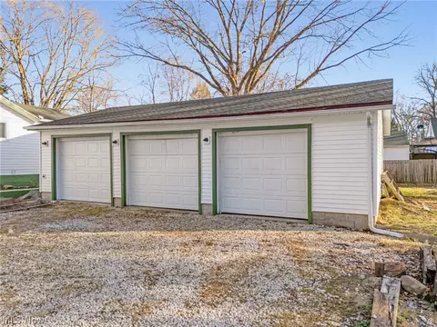 368 Jarvis Rd, Akron, OH 44319 photo 29