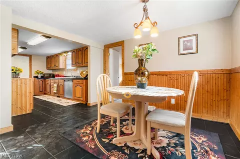 368 Jarvis Rd, Akron, OH 44319 photo 11