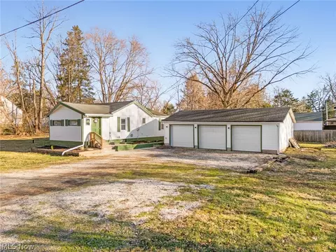 368 Jarvis Rd, Akron, OH 44319