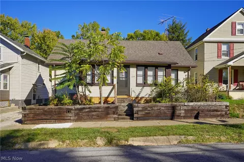 1237 Mcintosh Ave, Akron, OH 44314