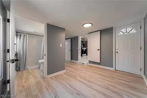 Entry Way - 2745 Rockefeller Rd, Willoughby Hills, OH 44092 photo 5 of 5