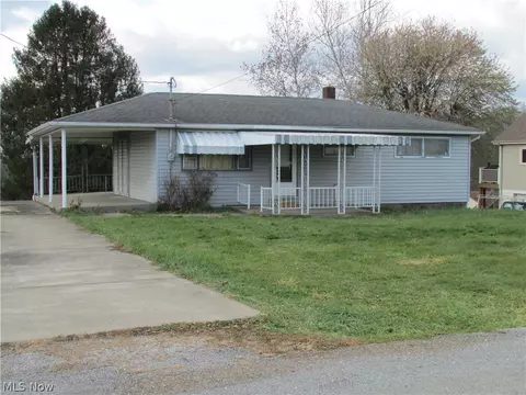 431 Ward Dr, Wintersville, OH 43952