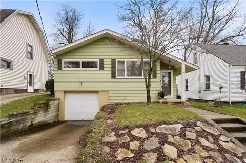 1524 24th St NW, Canton, OH 44709