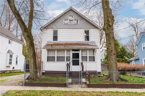105 Westwood Ave, Akron, OH 44302