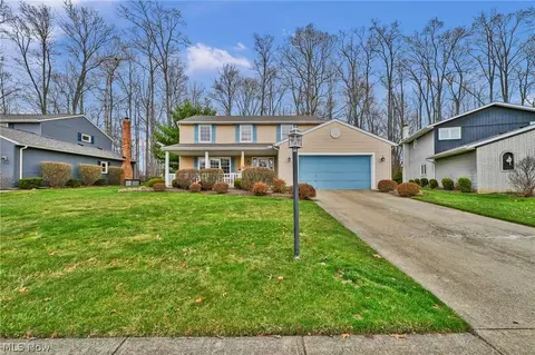 15888 Inglewood Dr, Strongsville, OH 44136