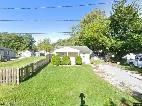 77 King St, Elyria, OH 44035