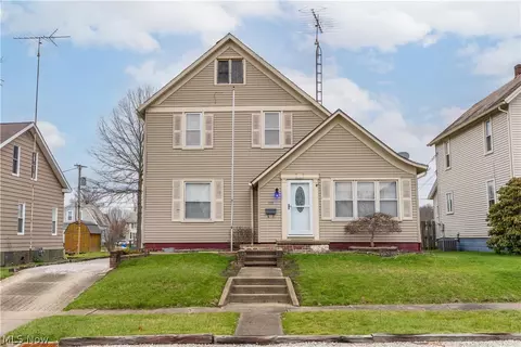 155 E Michigan Ave, Sebring, OH 44672