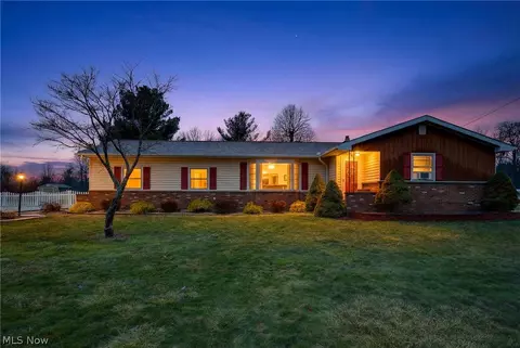9268 Shepard Rd, Macedonia, OH 44056