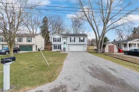 43 S Cochran St, Dalton, OH 44618