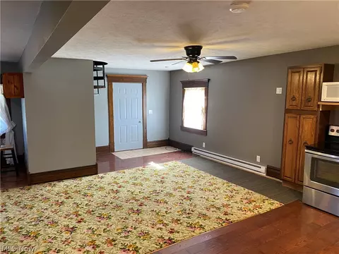 195 Case Ave, Andover, OH 44003 photo 13