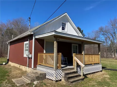 195 Case Ave, Andover, OH 44003 photo 2