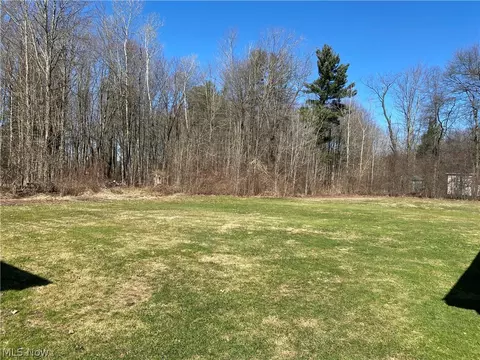 195 Case Ave, Andover, OH 44003 photo 5