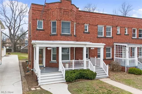1354 Edwards Ave, Lakewood, OH 44107