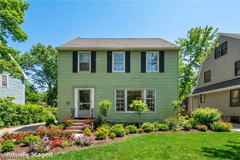 2463 Derbyshire Rd, Cleveland Heights, OH 44106