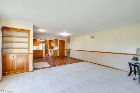 Living - 3917 Crestwood St NW, Canton, OH 44708 photo 3 of 4