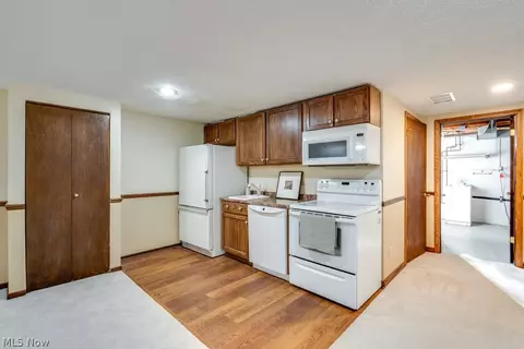 Kitchen - 3917 Crestwood St NW, Canton, OH 44708 photo 5 of 5