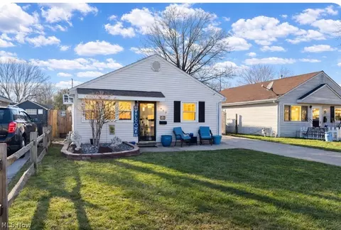 817 Boston Ave, Elyria, OH 44035