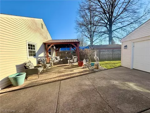 817 Boston Ave, Elyria, OH 44035 photo 19