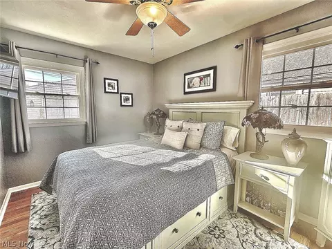 817 Boston Ave, Elyria, OH 44035 photo 6