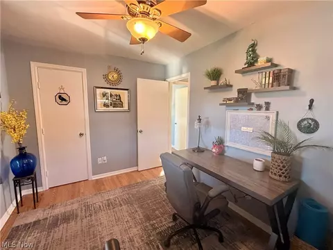 817 Boston Ave, Elyria, OH 44035 photo 9