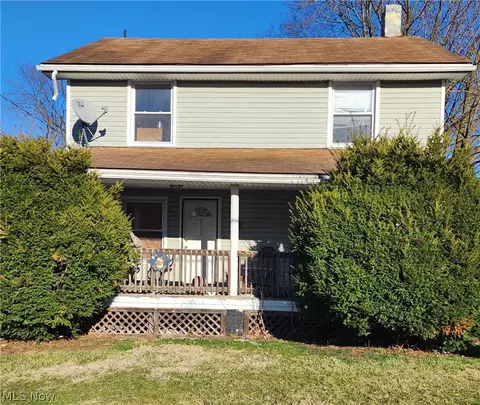 180 Marion Ave, Struthers, OH 44471 photo 1