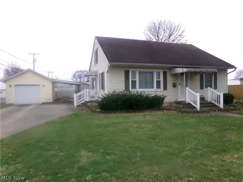 213 W Stewart Ave, West Lafayette, OH 43845