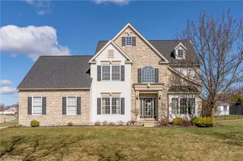 5879 Northampton Dr, Medina, OH 44256