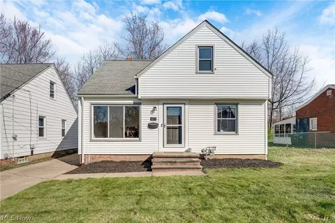 1677 Douglas Rd, Wickliffe, OH 44092