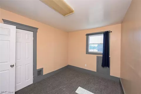 Bedroom - 868 N Main St, Akron, OH 44310 photo 7 of 12