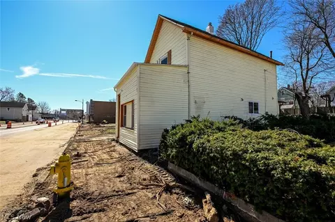 Other - 868 N Main St, Akron, OH 44310 photo 1 of 7