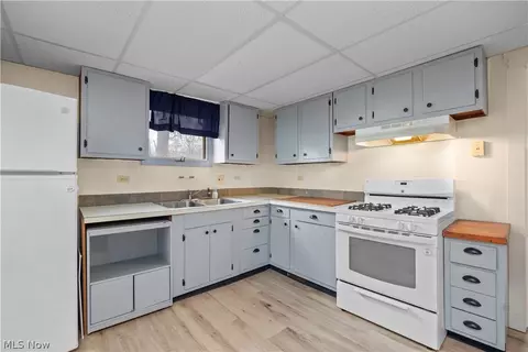 39046 E River Rd, Elyria, OH 44035 photo 6