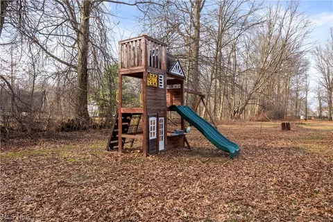 39046 E River Rd, Elyria, OH 44035 photo 27
