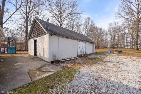 39046 E River Rd, Elyria, OH 44035 photo 28