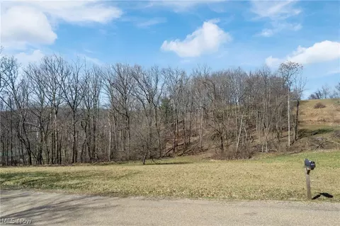 Boy Scout Road Ne, Dover, OH 44622