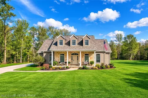 440 Kimberly Dr, Aurora, OH 44202