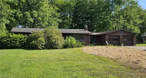 684 Sherwood Dr, Aurora, OH 44202