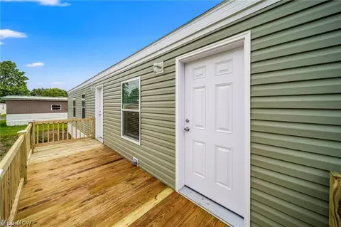 Exterior - 44 Eddy Rd, Madison, OH 44057 photo 1 of 1