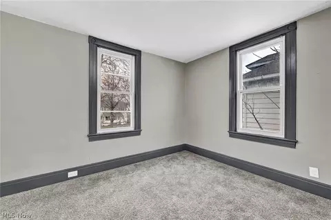 2129 E 30th St, Lorain, OH 44055 photo 20