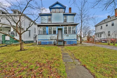 2129 E 30th St, Lorain, OH 44055