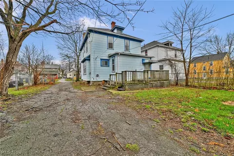 2129 E 30th St, Lorain, OH 44055 photo 26