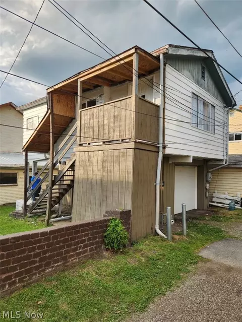 805 Clover Aly, Wellsville, OH 43968