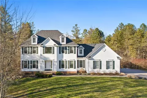11680 Blue Heron Trl, Chardon, OH 44024