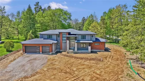 3880 Brainard Rd, Orange, OH 44122