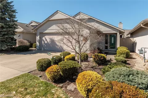 12410 Altis Ct, Strongsville, OH 44149